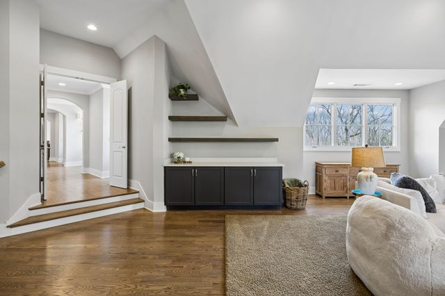 6453 Penrose Dr, Brentwood, TN 37027