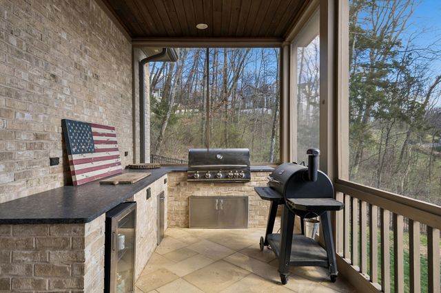 6453 Penrose Dr, Brentwood, TN 37027