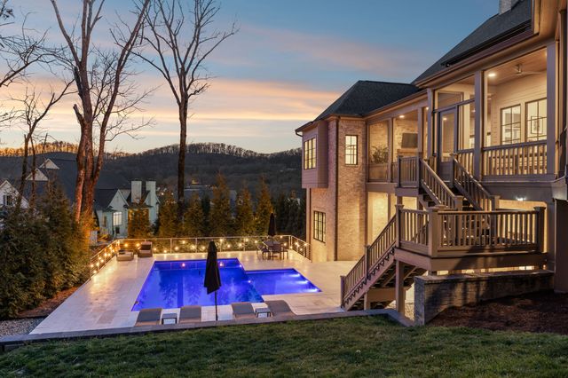 6453 Penrose Dr, Brentwood, TN 37027