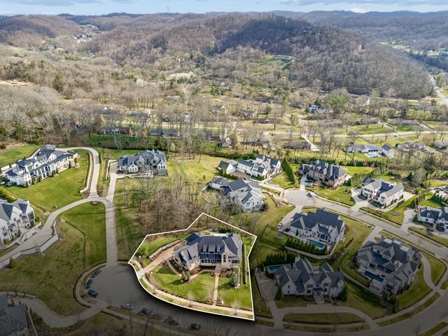 6453 Penrose Dr, Brentwood, TN 37027