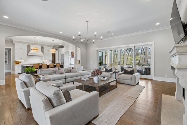 6453 Penrose Dr, Brentwood, TN 37027