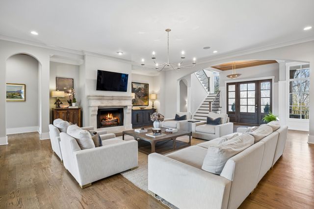 6453 Penrose Dr, Brentwood, TN 37027