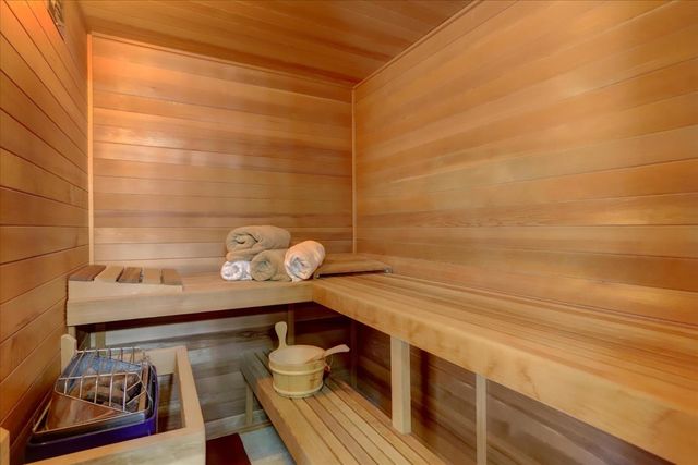 10440 Travertine Ct, Grass Valley, CA 95949