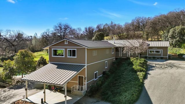 10440 Travertine Ct, Grass Valley, CA 95949