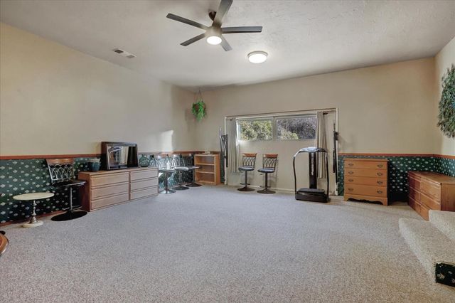 10440 Travertine Ct, Grass Valley, CA 95949