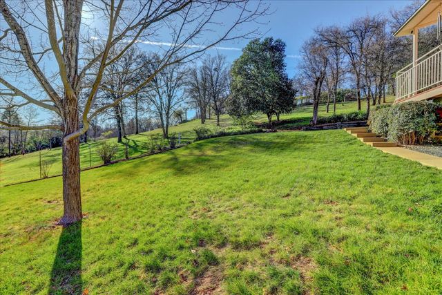 10440 Travertine Ct, Grass Valley, CA 95949