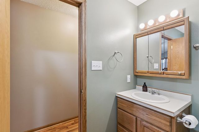 3837 Tami Terrace, Waterloo, IA 50701