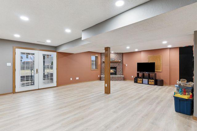 3837 Tami Terrace, Waterloo, IA 50701