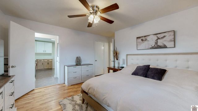 400 N 8th Street, Murray, KY 42071