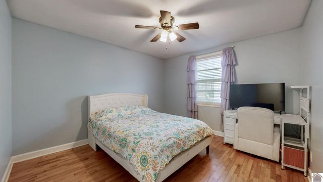 400 N 8th Street, Murray, KY 42071