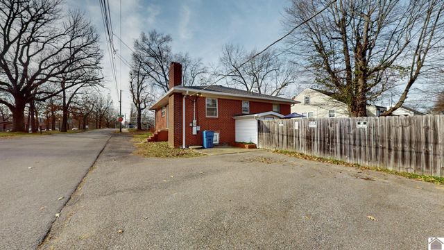 400 N 8th Street, Murray, KY 42071