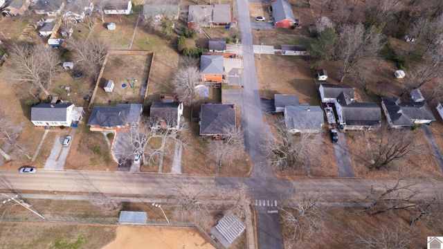 400 N 8th Street, Murray, KY 42071