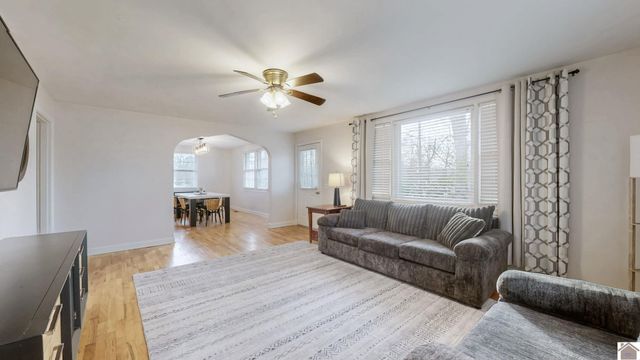 400 N 8th Street, Murray, KY 42071