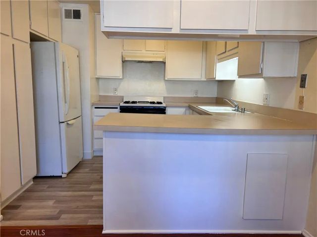 25930 Narbonne, Lomita, CA 90717