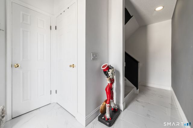 900 Mix Avenue APT 123, Hamden, CT 06514