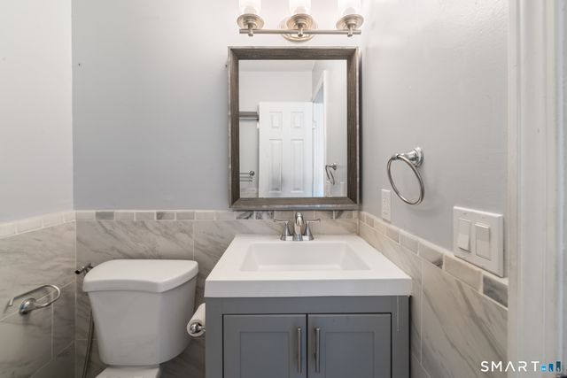 900 Mix Avenue APT 123, Hamden, CT 06514