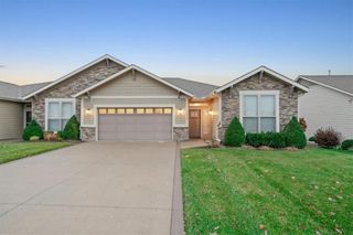 5614 Chimney Rocks Circle, Lawrence, KS 66049