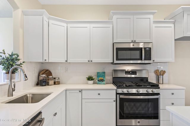 12119 W Bodine Ave, Post Falls, ID 83854