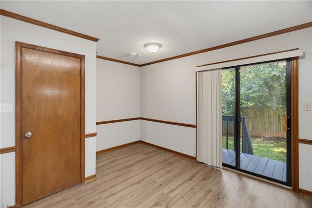 5351 Summit Heights Drive, Winston-salem, NC 27104