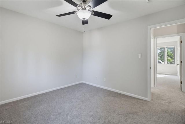 5351 Summit Heights Drive, Winston-salem, NC 27104