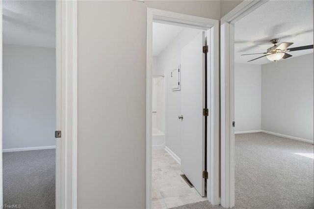 5351 Summit Heights Drive, Winston-salem, NC 27104