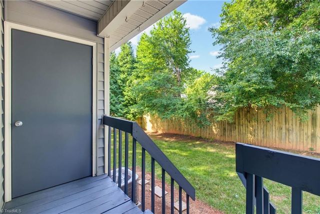 5351 Summit Heights Drive, Winston-salem, NC 27104