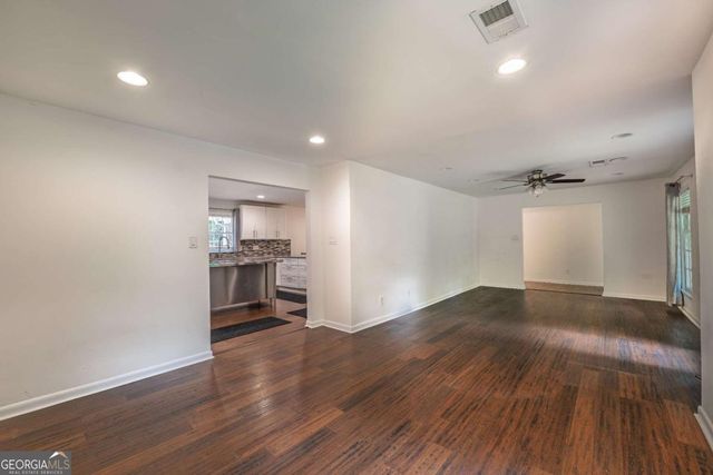 4240 Cascade Road SW, Atlanta, GA 30331