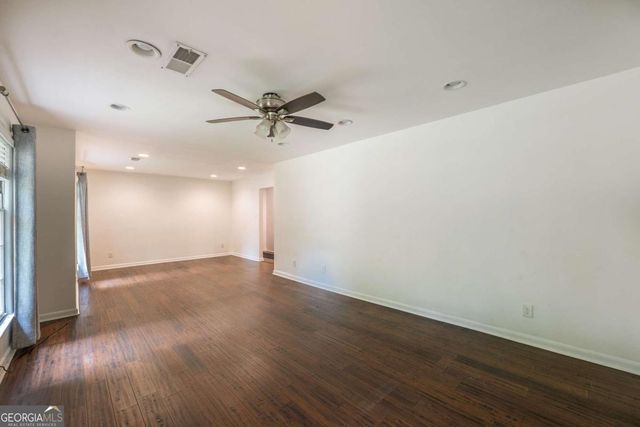 4240 Cascade Road SW, Atlanta, GA 30331