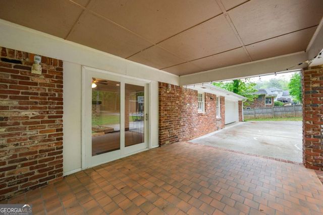 4240 Cascade Road SW, Atlanta, GA 30331