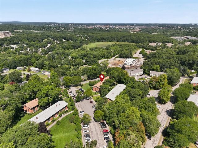 3 Longwood Dr 103, Andover, MA 01810