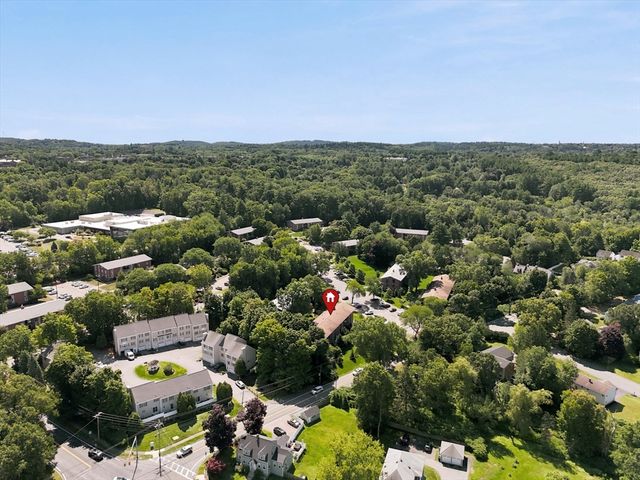 3 Longwood Dr 103, Andover, MA 01810