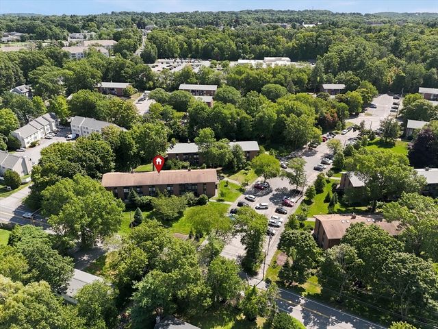 3 Longwood Dr 103, Andover, MA 01810