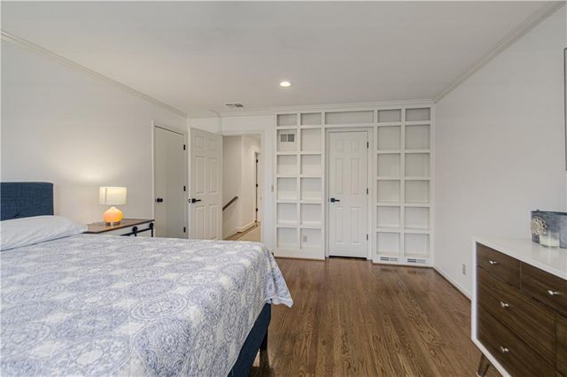 4016 W 124th Street, Leawood, KS 66209