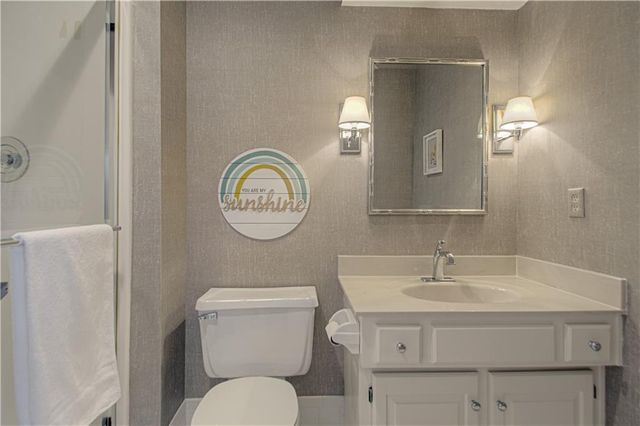 4016 W 124th Street, Leawood, KS 66209