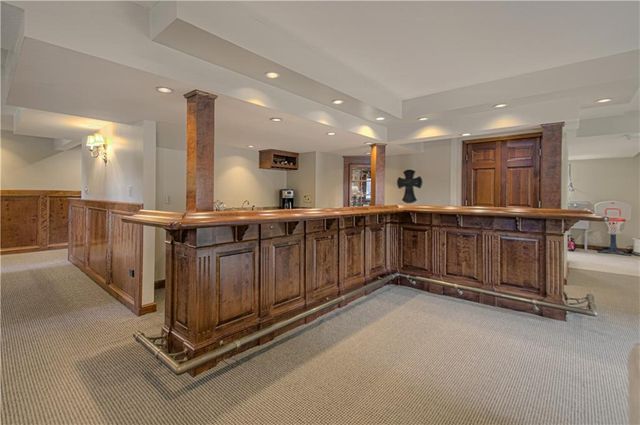 4016 W 124th Street, Leawood, KS 66209