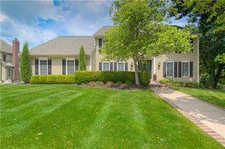 4016 W 124th Street, Leawood, KS 66209