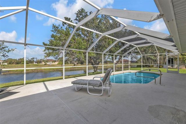 235 TOURNAMENT RD, Rotonda West, FL 33947