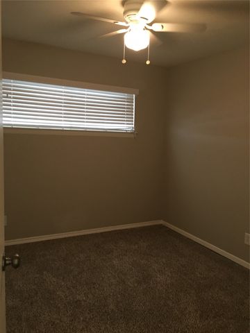 302 Hilltop Avenue, Richardson, TX 75081