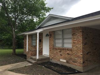 302 Hilltop Avenue, Richardson, TX 75081