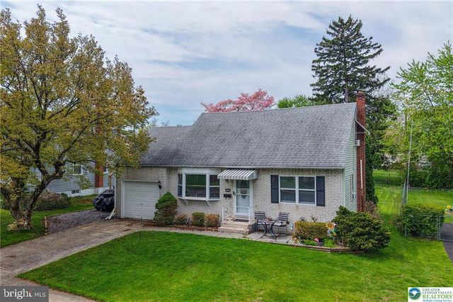 3033 MISSION RD, Bethlehem, PA 18017