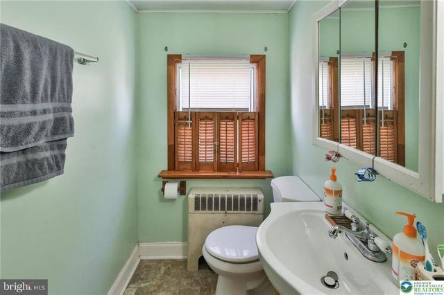 3033 MISSION RD, Bethlehem, PA 18017