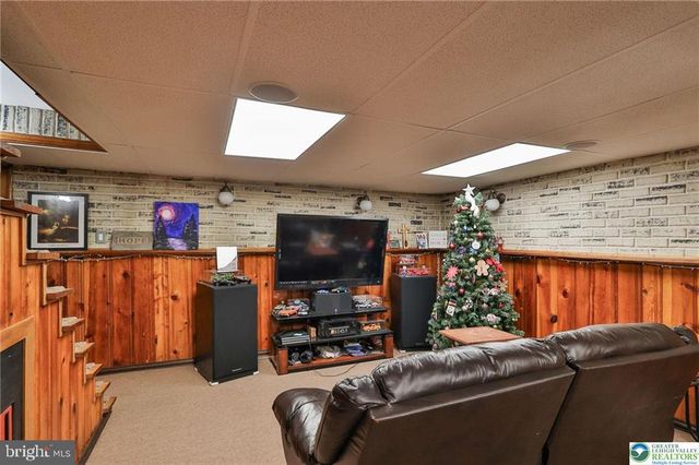 3033 MISSION RD, Bethlehem, PA 18017