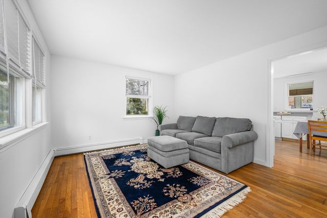 177 Bayview Cir, Barnstable, MA 02655