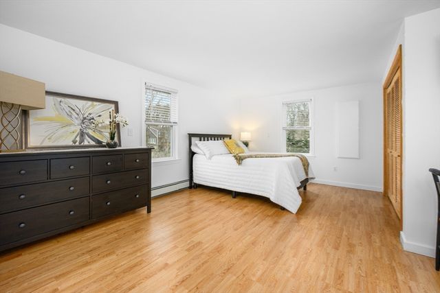 177 Bayview Cir, Barnstable, MA 02655