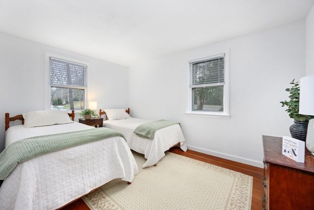 177 Bayview Cir, Barnstable, MA 02655