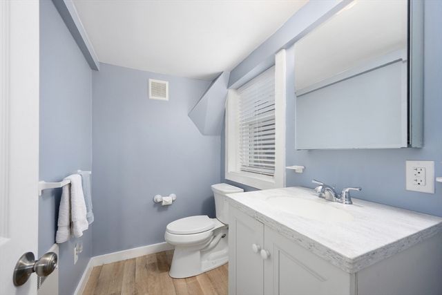 177 Bayview Cir, Barnstable, MA 02655