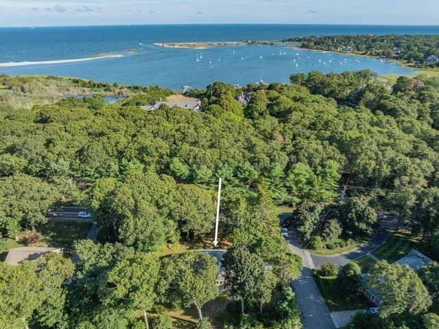 177 Bayview Cir, Barnstable, MA 02655
