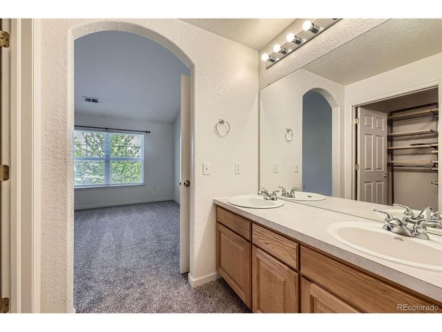 3375 Boulder Cir 204, Broomfield, CO 80023
