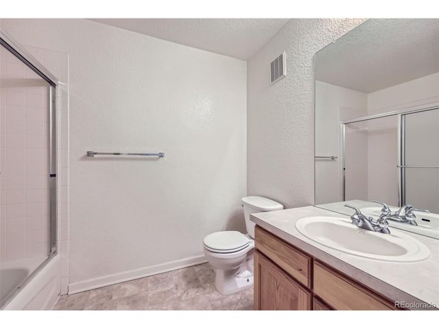 3375 Boulder Cir 204, Broomfield, CO 80023