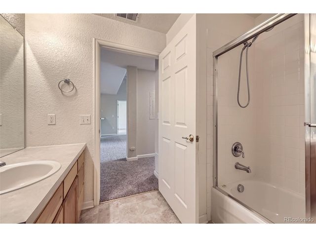 3375 Boulder Cir 204, Broomfield, CO 80023